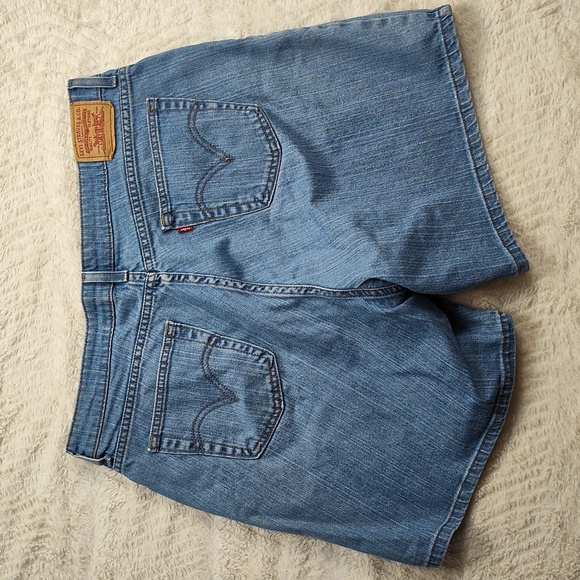 Levi's 550 Relax Shorts Women's Size 18 Denim Blue Jean - Picture 8 of 13